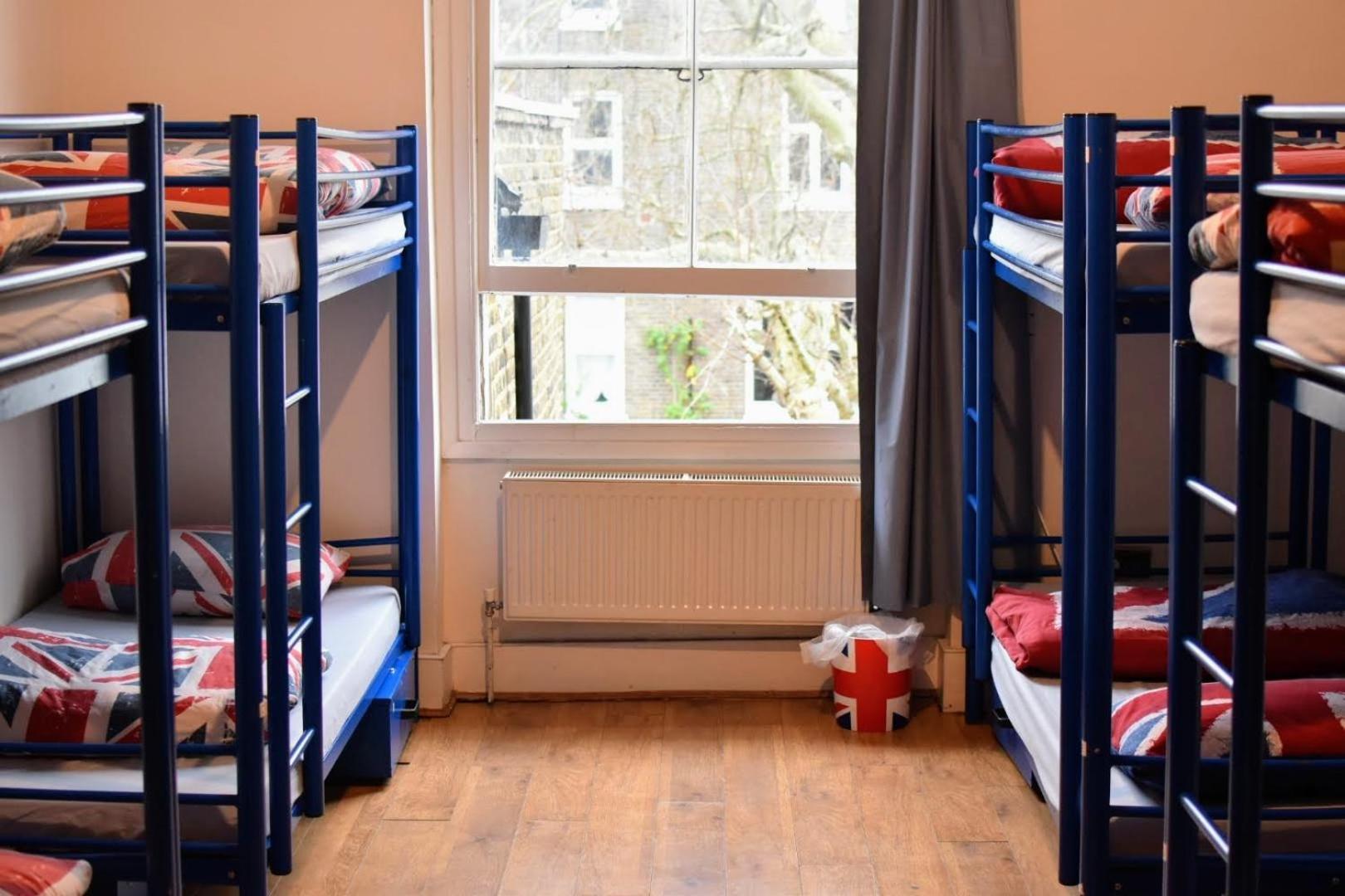 Bed 8-Bed Mixed Dormitory Room